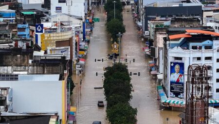 Flood-stricken Hat Yai declared disaster zone; Thai authorities step in to help stranded tourists