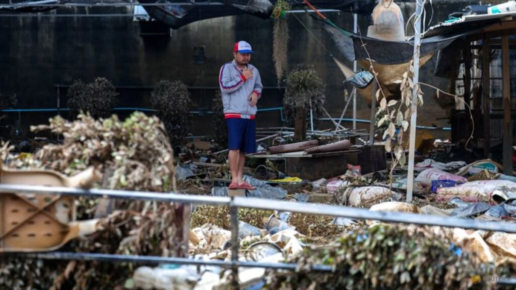 ‘We’ve lost everything’: How floods devastated one of Thailand’s largest cities ‘We’ve lost everything’: How floods devastated one of Thailand’s largest cities