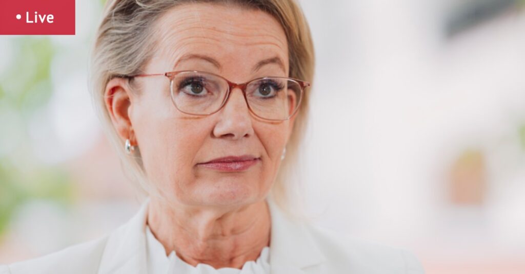 Sussan Ley’s leadership slammed by Sarah Henderson; Nancy Pelosi to retire from US politics; Sudan’s El Fasher massacre revealed