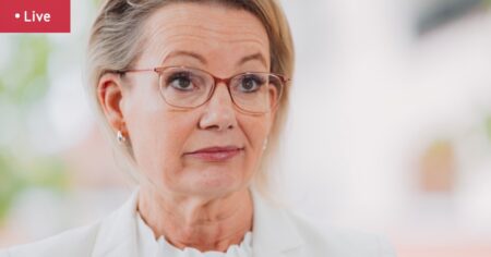 Sussan Ley’s leadership slammed by Sarah Henderson; Nancy Pelosi to retire from US politics; Sudan’s El Fasher massacre revealed