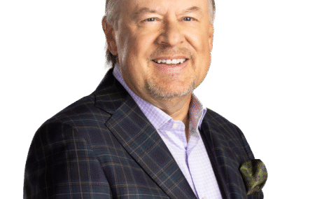 Veteran broadcaster John Oakley signs off after 46 years on the air