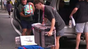 Thousands arrive on the Gold Coast for Schoolies