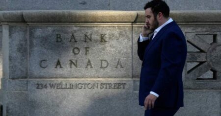 Canada faces recession risk over next 6 months, most financial leaders say