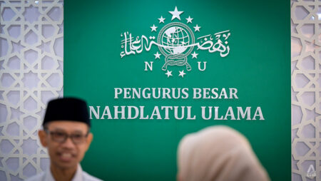 Indonesia’s biggest Islamic group asks chief to resign over pro-Israeli speaker
