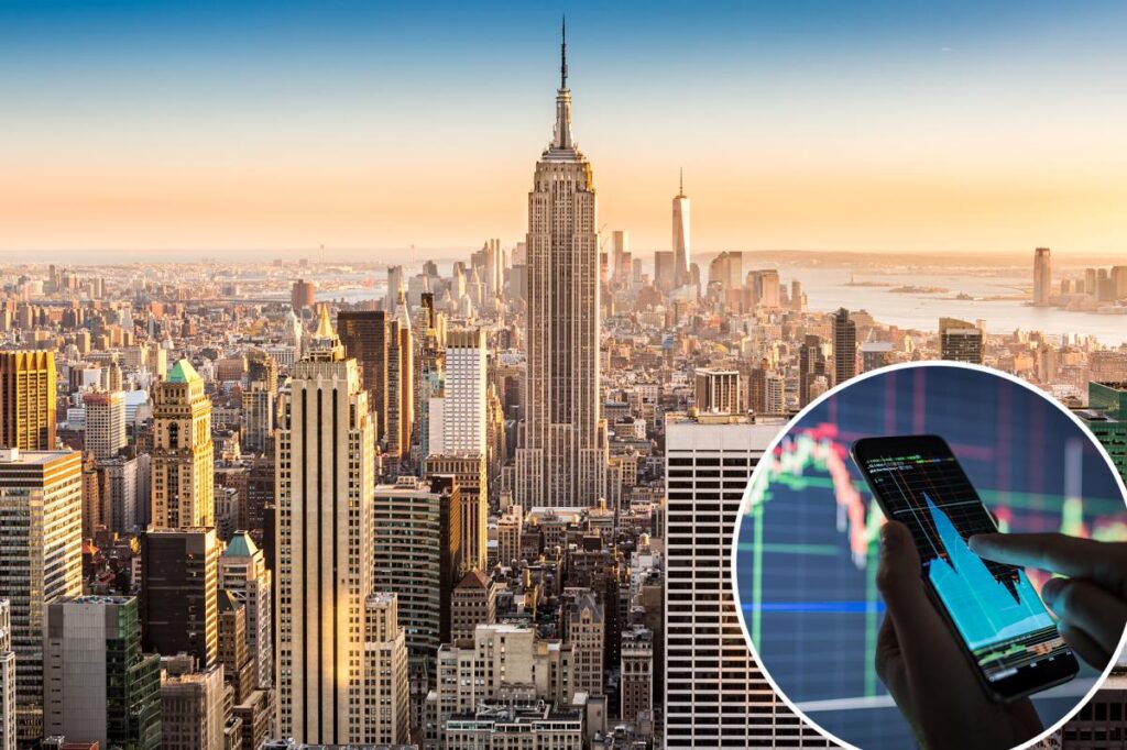 Here’s how much debt middle-class New Yorkers are going into each year just to get by — and it will shock you Here’s how much debt middle-class New Yorkers are going into each year just to get by — and it will shock you