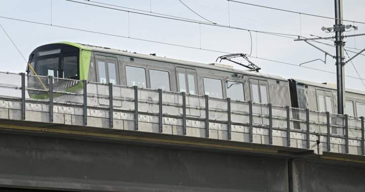 Deux-Montagnes REM line up and running Deux-Montagnes REM line up and running