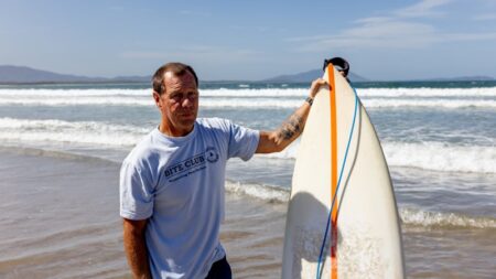 Survivor Dave Pearson returns to the water after Swiss couple attacked