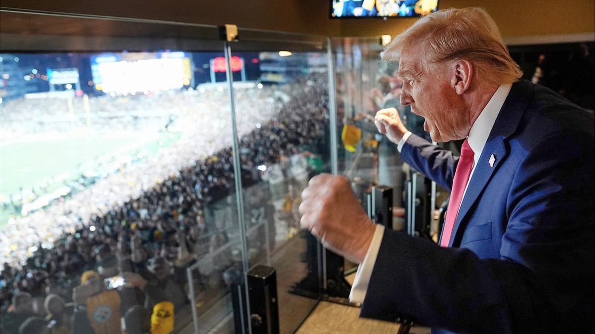 Trump at game