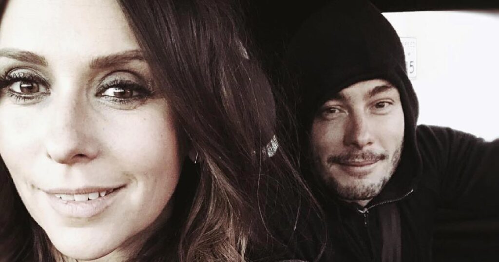 Jennifer Love Hewitt and Husband Brian Hallisay’s Relationship Timeline: From ‘Love Bites’ to Marriage