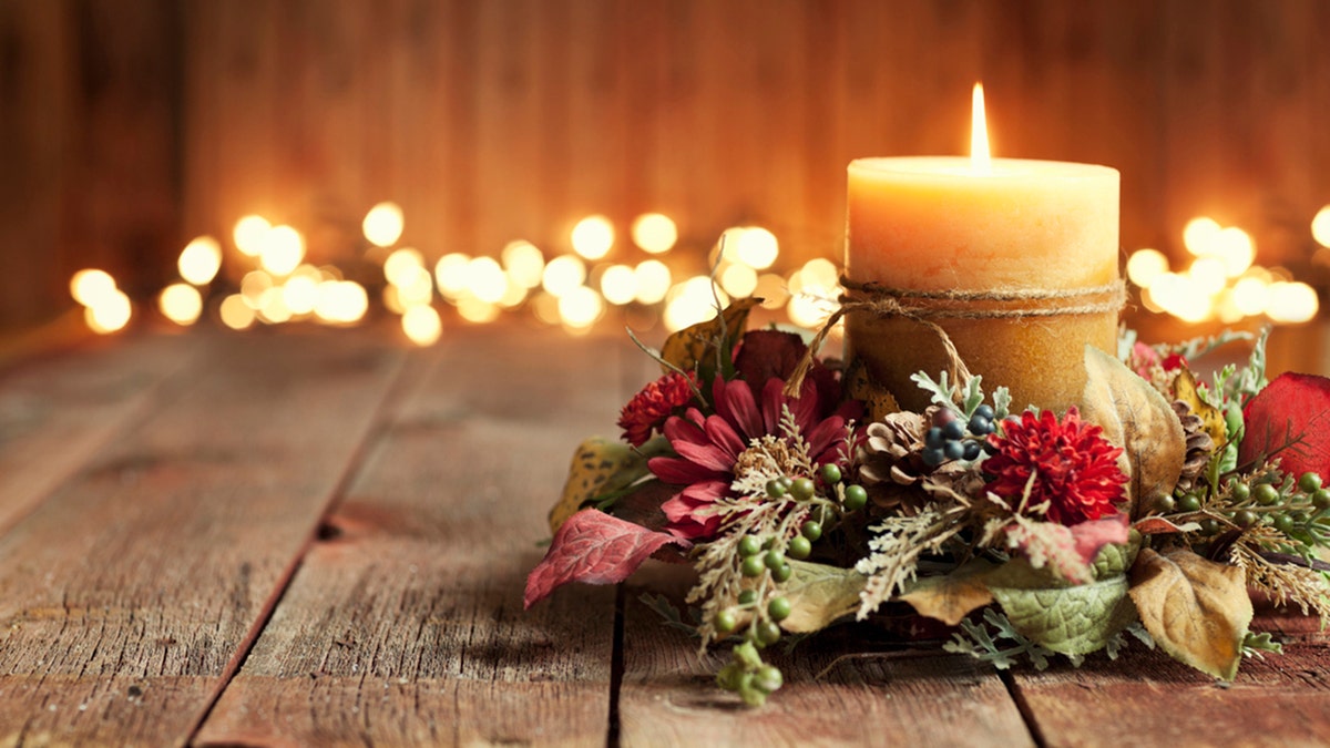 holiday candle and lights