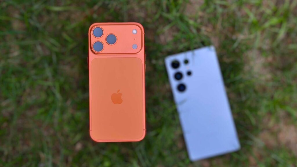 I Need Samsung to Steal These 3 iPhone 17 Pro Features for the Galaxy S26 Ultra