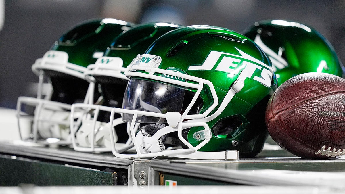 New York Jets helmets