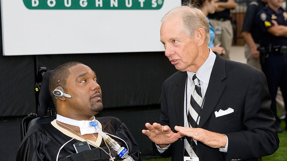 Rodney Rogers and Dave Odom