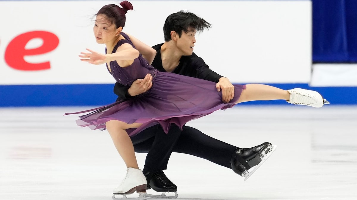 Maia Shibutani and Alex Shibutani