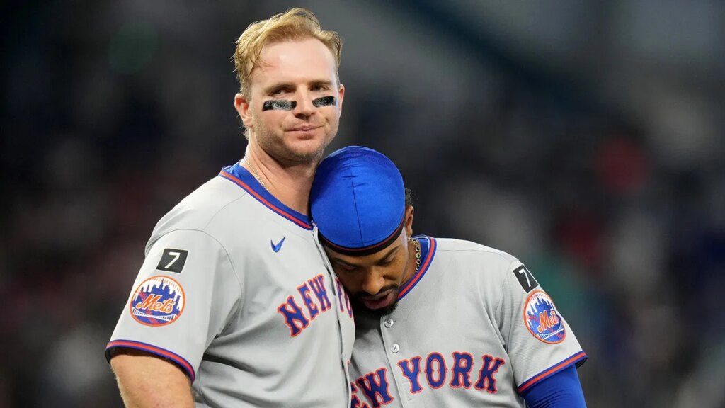 Mets fans crash out online after reportedly losing Pete Alonso, Edwin Diaz in free agency