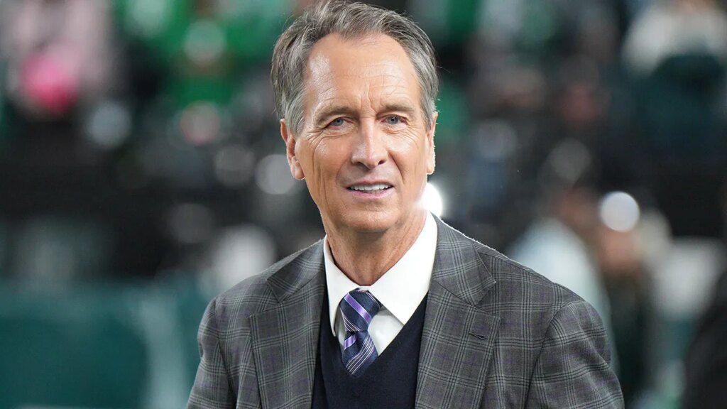 Cris Collinsworth faces scrutiny for mentions of Cowboys player’s suicide