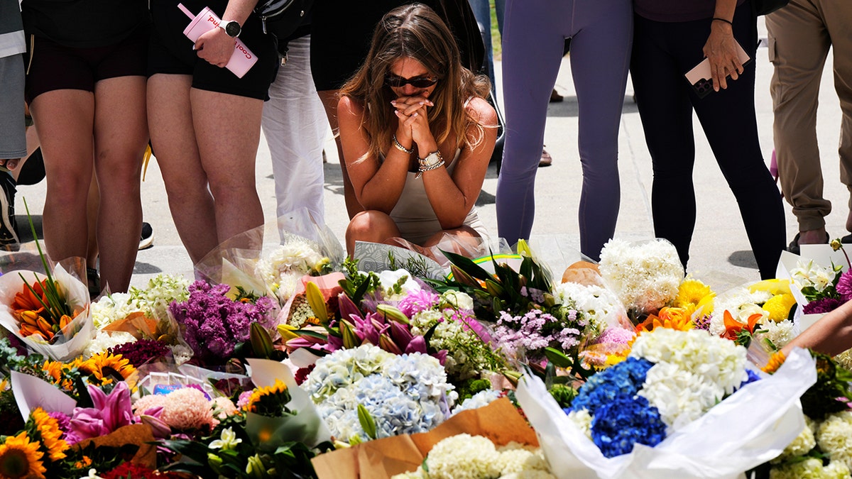 Memorial for victims in the Bondi beach shooting in Australia.