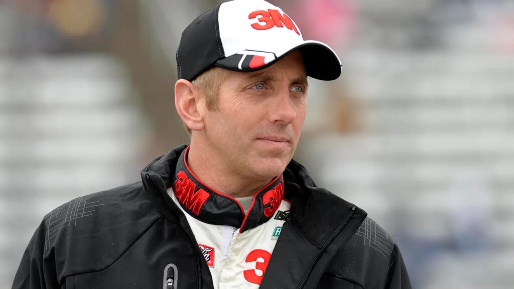 Ex-NASCAR star Greg Biffle’s friend receives holiday card days after tragic plane crash