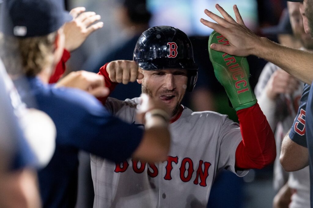 Alex Bregman Prediction: All-Star Signs 0 Million Deal With AL Contender