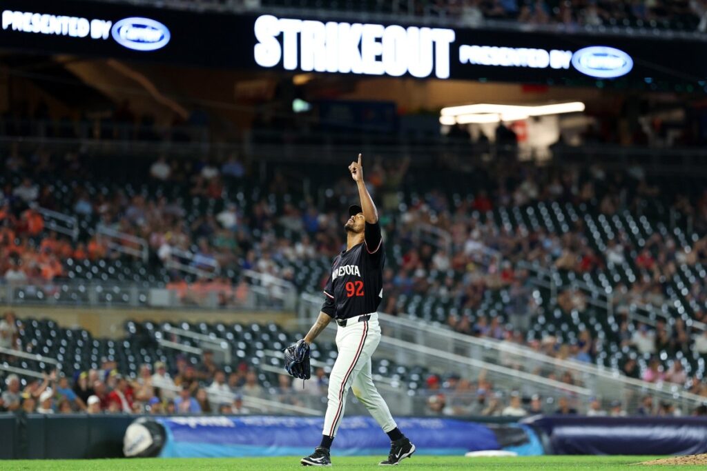 Phillies Sign Ex-Cardinals, Blue Jays 7-Year Veteran