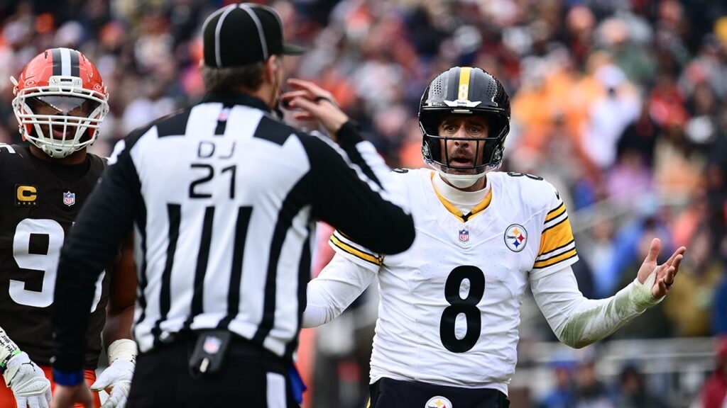Steelers’ Aaron Rodgers gives blunt reaction to controversial no call in loss to Browns Steelers’ Aaron Rodgers gives blunt reaction to controversial no call in loss to Browns