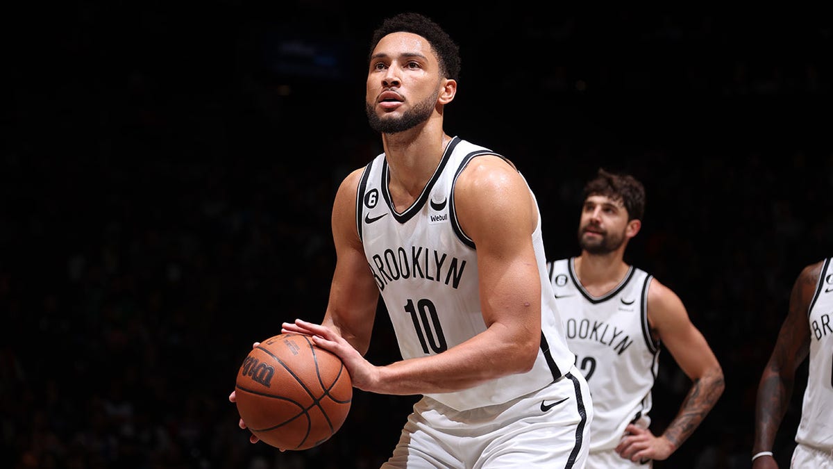 Ben Simmons shoots a free throw against the Sixers