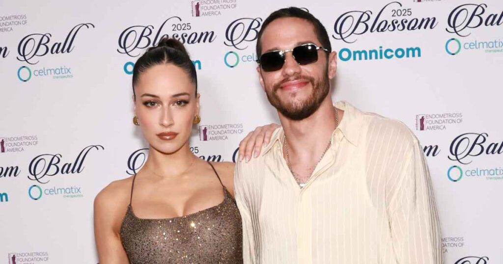 Pete Davidson’s Girlfriend Elsie Hewitt Gives Candid Look at Her ‘Adult Diaper’ After Giving Birth