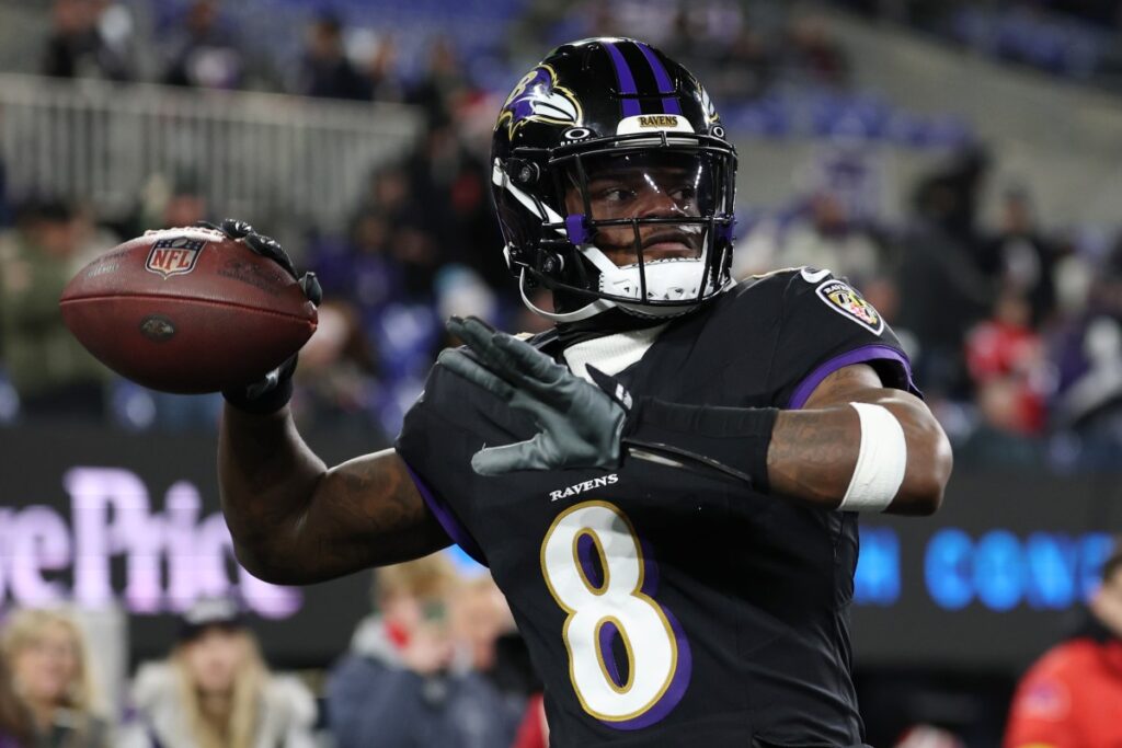 Baltimore Ravens Give Update on Lamar Jackson After Injury in Patriots Loss