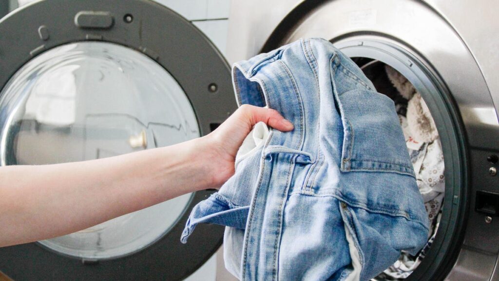 An Expert Explains 6 Common Laundry Mistakes That Are Killing Your Favorite Garments An Expert Explains 6 Common Laundry Mistakes That Are Killing Your Favorite Garments