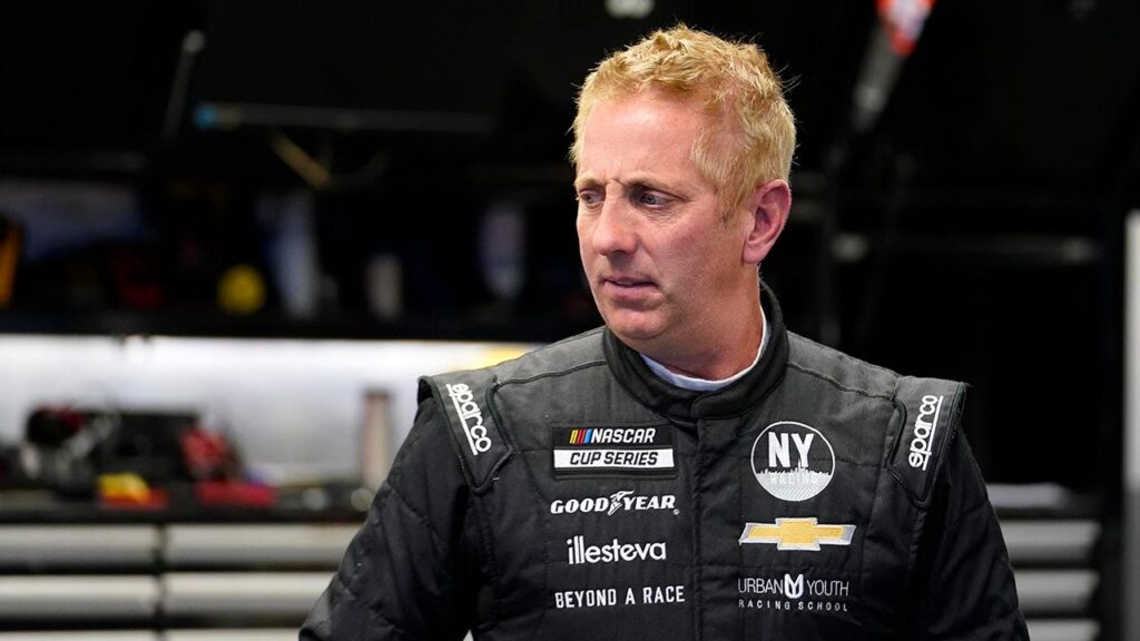 NTSB reveals distressing message passenger sent before NASCAR star Greg Biffle’s fatal plane crash NTSB reveals distressing message passenger sent before NASCAR star Greg Biffle’s fatal plane crash