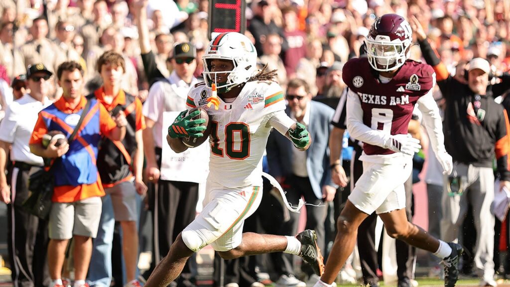 Miami outlasts Texas A&M in dramatic College Football Playoff debut, advances to Cotton Bowl