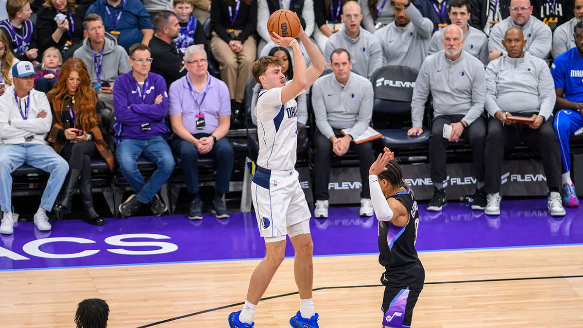 Cooper Flagg takes a jumpshot