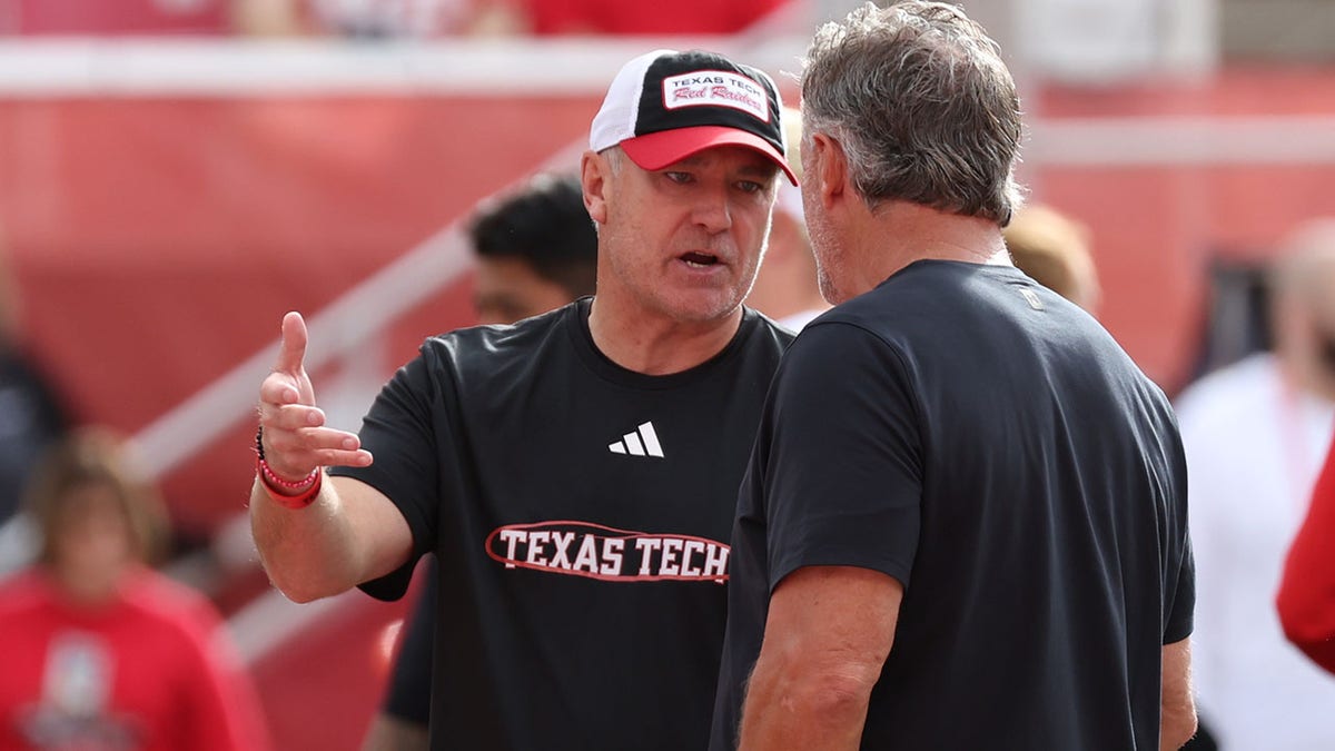 Joey McGuire meets with Kyle Whittingham