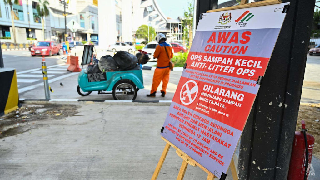 2 foreign litterbugs first to be charged under Malaysia’s new law