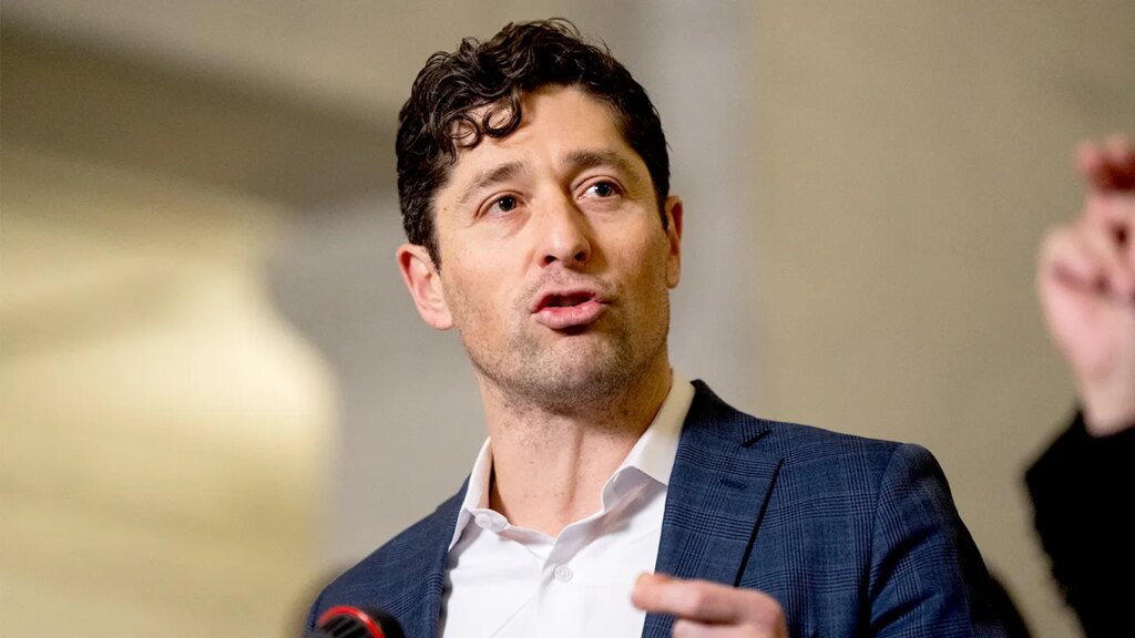 Jacob Frey tells critics ‘sorry I offended their delicate ears’ after ICE f-bomb controversy