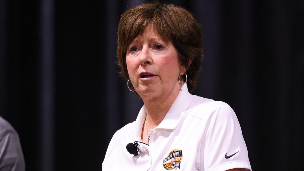 Former college basketball coach unleashes anti-ICE rant, calls on Republicans to impeach Trump Former college basketball coach unleashes anti-ICE rant, calls on Republicans to impeach Trump