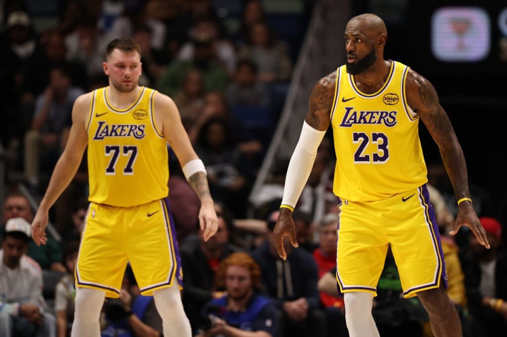 Lakers Eyeing Possible ‘Bargain’ Trade Options as Deadline Buzz Grows
