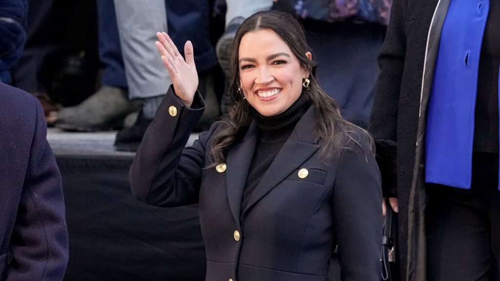 AOC accuses Trump of engaging in ‘increasingly erratic’ behavior AOC accuses Trump of engaging in ‘increasingly erratic’ behavior