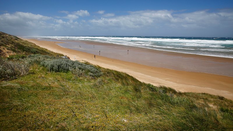 Teenage boy missing off surf beach in Victoria’s south-east Teenage boy missing off surf beach in Victoria’s south-east