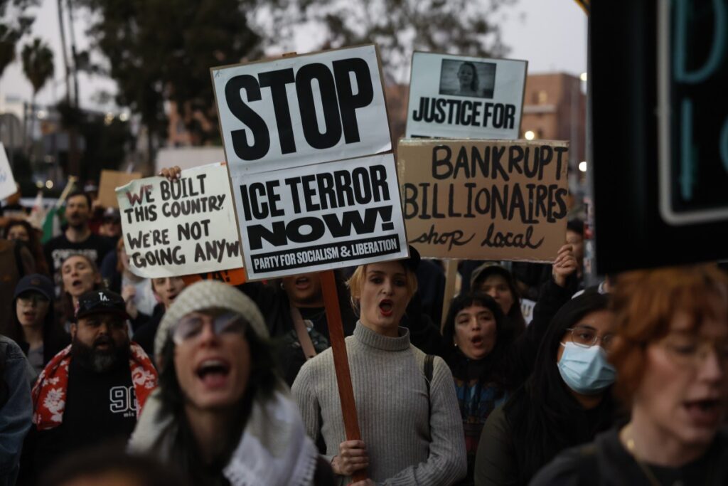 Republican Senator Demands Full Investigation After Alex Pretti Killing