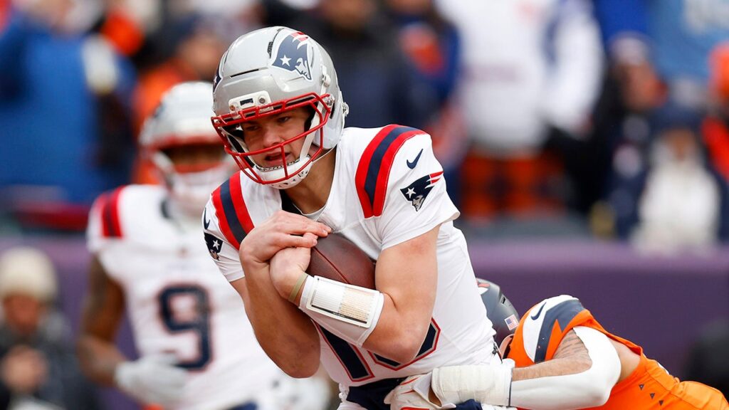 Patriots head back to Super Bowl after narrow AFC title win over Broncos Patriots head back to Super Bowl after narrow AFC title win over Broncos