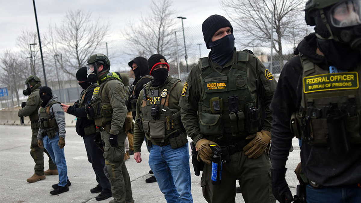 Federal law enforcement agents in Minnesota