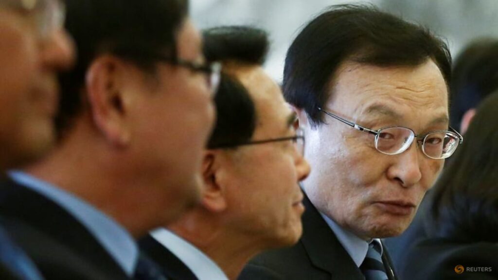 Former South Korean PM Lee Hae-chan has died in Vietnam at 73