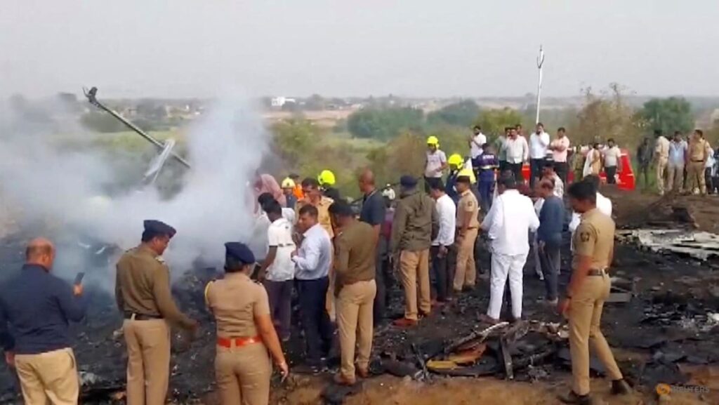 Air charter crash in India’s Maharashtra kills key state leader Air charter crash in India’s Maharashtra kills key state leader