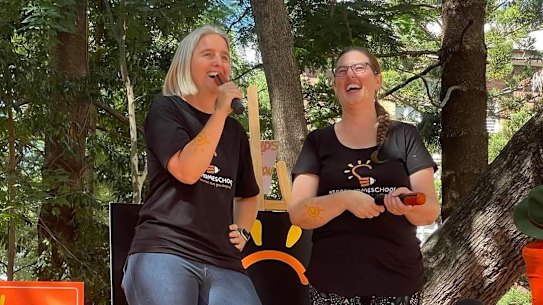 Patricia Fitzgerald (right) and Amanda Bartle (left) created grassroots homeschooling information and activism group Free2Homeschool to bring home educators’ concerns to the government, and information back to the community.