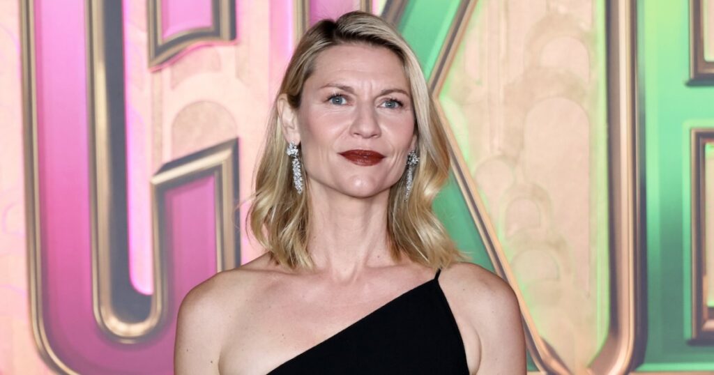 Claire Danes’ Quotes About Motherhood and Having a Baby at 44: ‘I Felt Like a Funny Shame’ Claire Danes’ Quotes About Motherhood and Having a Baby at 44: ‘I Felt Like a Funny Shame’