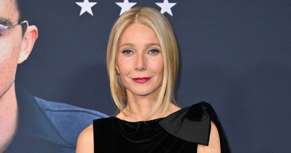 Gwyneth Paltrow Clarifies She Doesn’t Actually Use Her Academy Award Trophy as a Doorstop Gwyneth Paltrow Clarifies She Doesn’t Actually Use Her Academy Award Trophy as a Doorstop