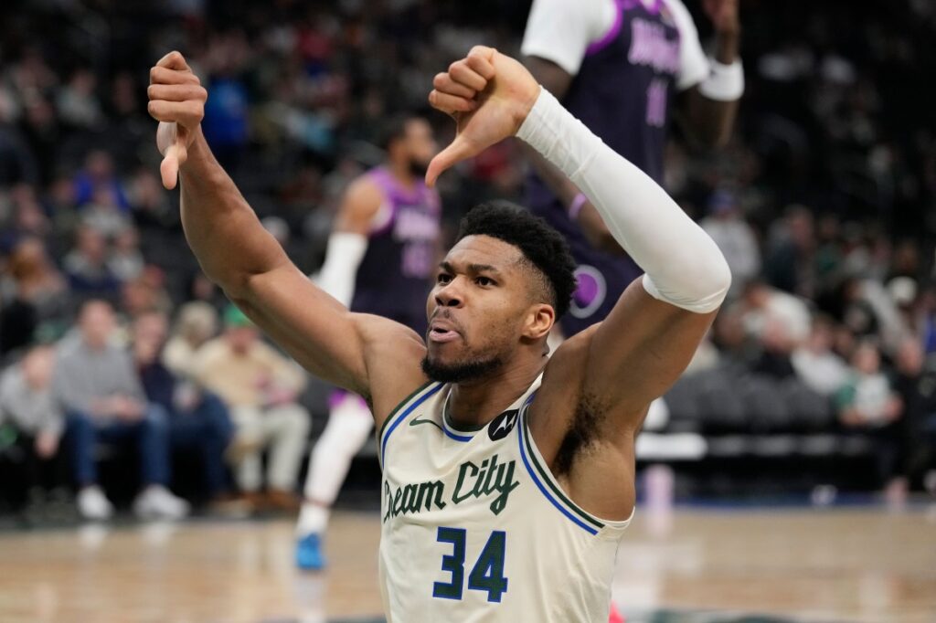 Giannis Antetokounmpo Admits Booing Bucks Fans Amid Growing Trade Rumors