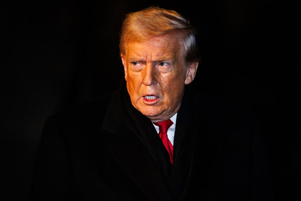 Trump Threatens to Wipe Iran's Regime 'Off Face of Earth’ as Tensions Rise