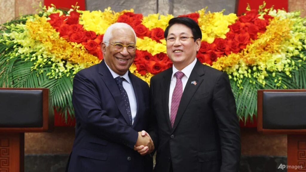 Vietnam, EU vow stronger ties as bloc’s chief visits Hanoi Vietnam, EU vow stronger ties as bloc’s chief visits Hanoi